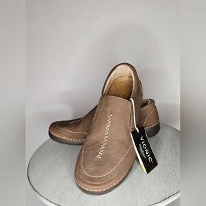 Vionic Women's Tan Slip-On Loafers